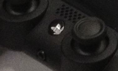 PS4 controller headphone jack