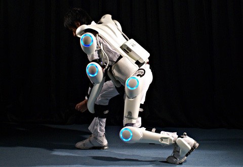 Only in Japan! – Cyberdyne builds cybernetic legs called HAL