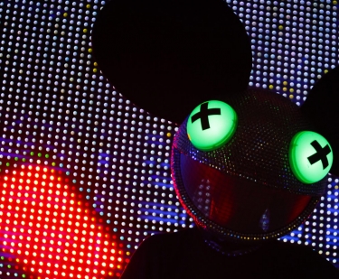 Nokia Lumia 800 London launch event to feature “4D” performance by DeadMau5