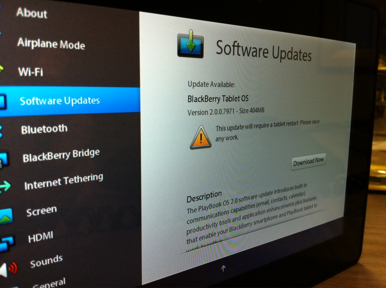 BlackBerry PlayBook OS 2.0 Now Downloading on UK Tablets