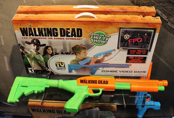 NYC Toy Fair 2012: The Walking Dead Deluxe TV Video Game