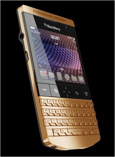 Luxury Meets Bling – The Porsche Design BlackBerry P’9981 Gets a 24ct Gold Makeover
