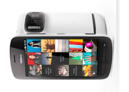 Nokia Hints at Slimmer Windows Phones with PureView Camera Tech