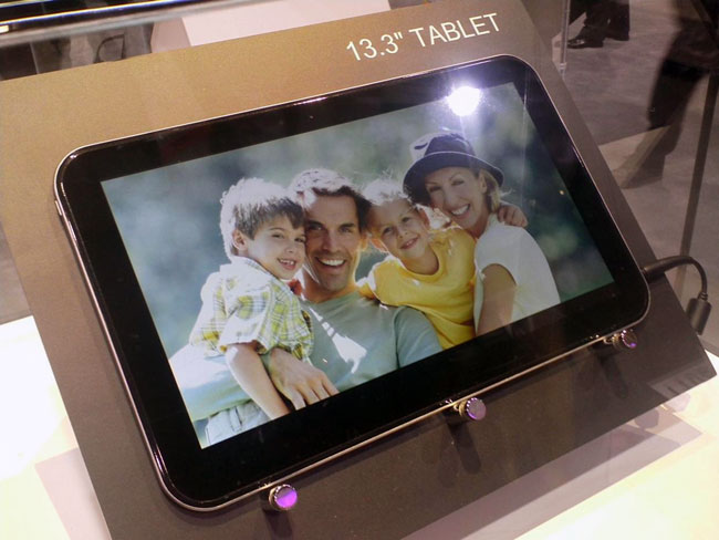 Toshiba Announces Quad-core 13.3″ Tablet Beast