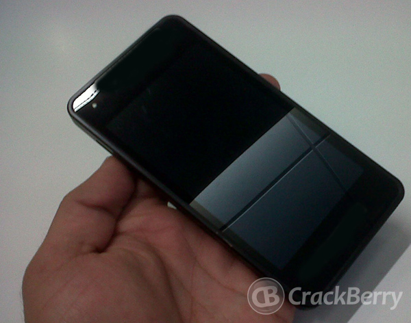 BlackBerry 10 Developer Phone Leaks – Is This What the Next Generation of BlackBerrys Will Look Like?