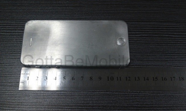 ‘Engineering Samples’ of the iPhone 5 and iPad Mini Appear