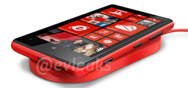 Nokia Lumia 920 images leak showing Wireless charging pad
