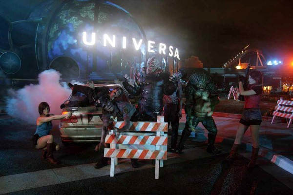 Zombies Invade Theme Park as Resident Evil Attraction Opens at Universal Studios Japan!
