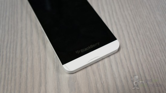 BlackBerry Z10 to sell from 5pm on 30th Jan with Vodafone UK – White version coming mid February