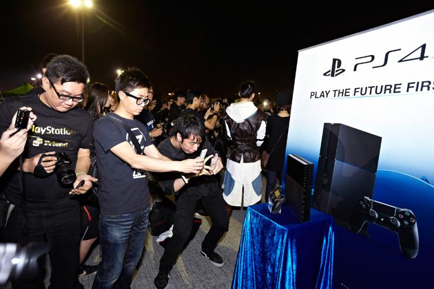 Sony’s PlayStation hot on Xbox One’s heels as they enter China