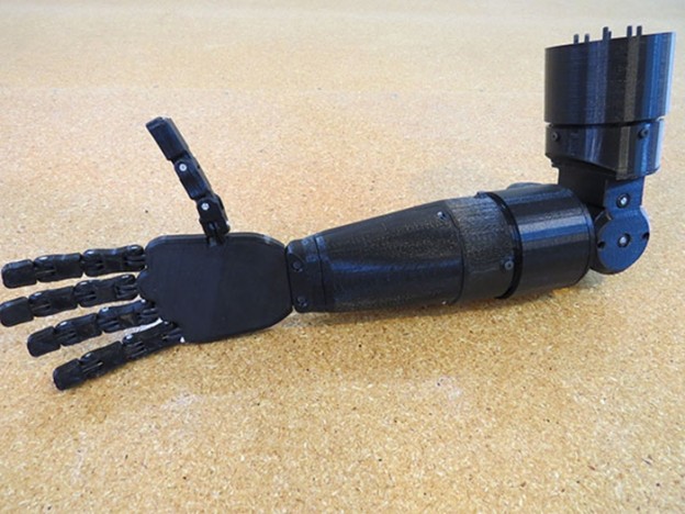 Robotic Arm Built For $350 by 19 Year Old American