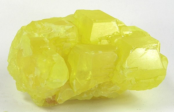 Sulphur can be pretty, but its compounds smell like rotten eggs and it's bad for the environment.