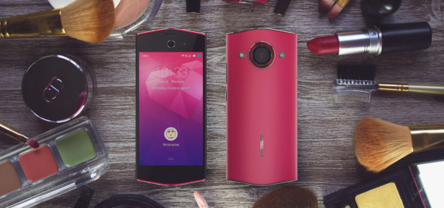 Keecoo K1 Smartphone for Women Comes Pre-Loaded with Every Kind of Gender Stereotype